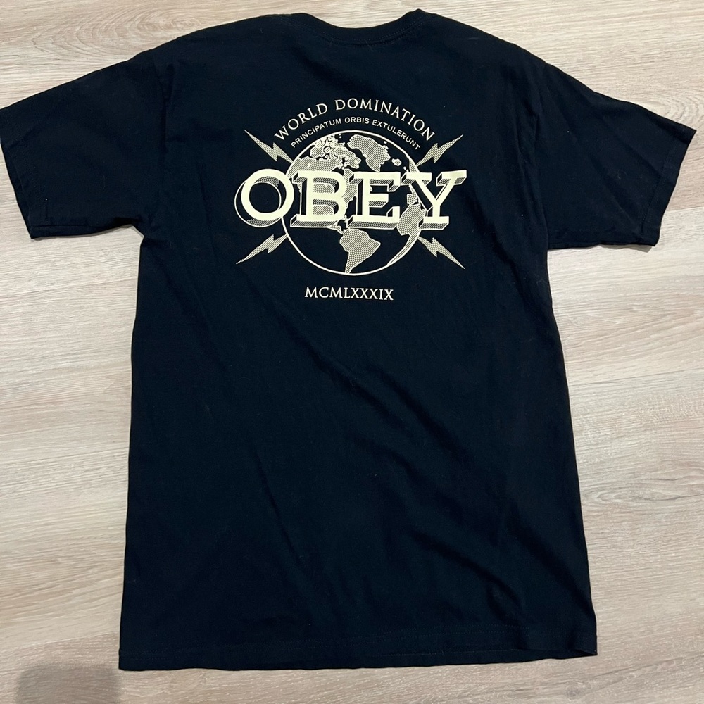OBEY Tee
